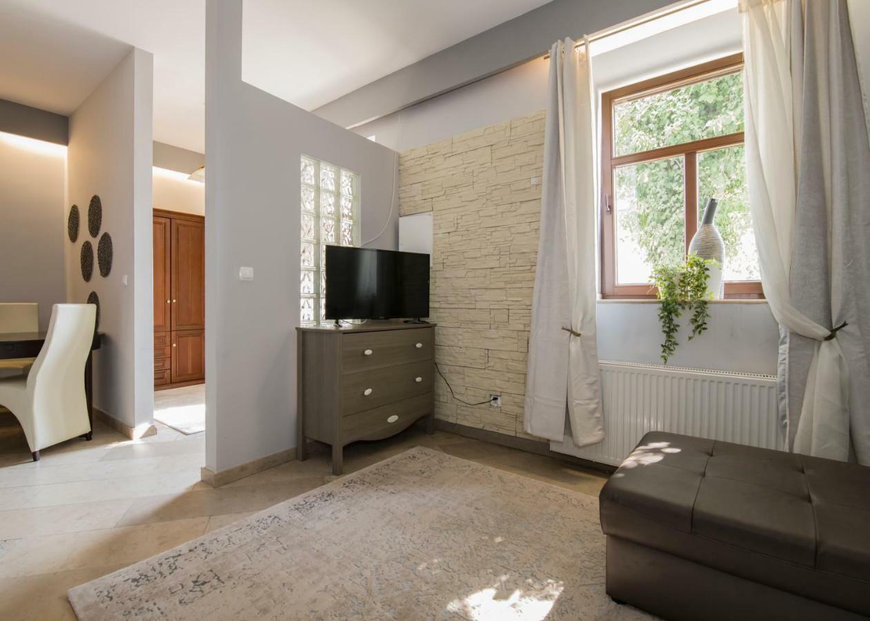 Apartamenty Na Warszawskiej Sieradz Exterior photo